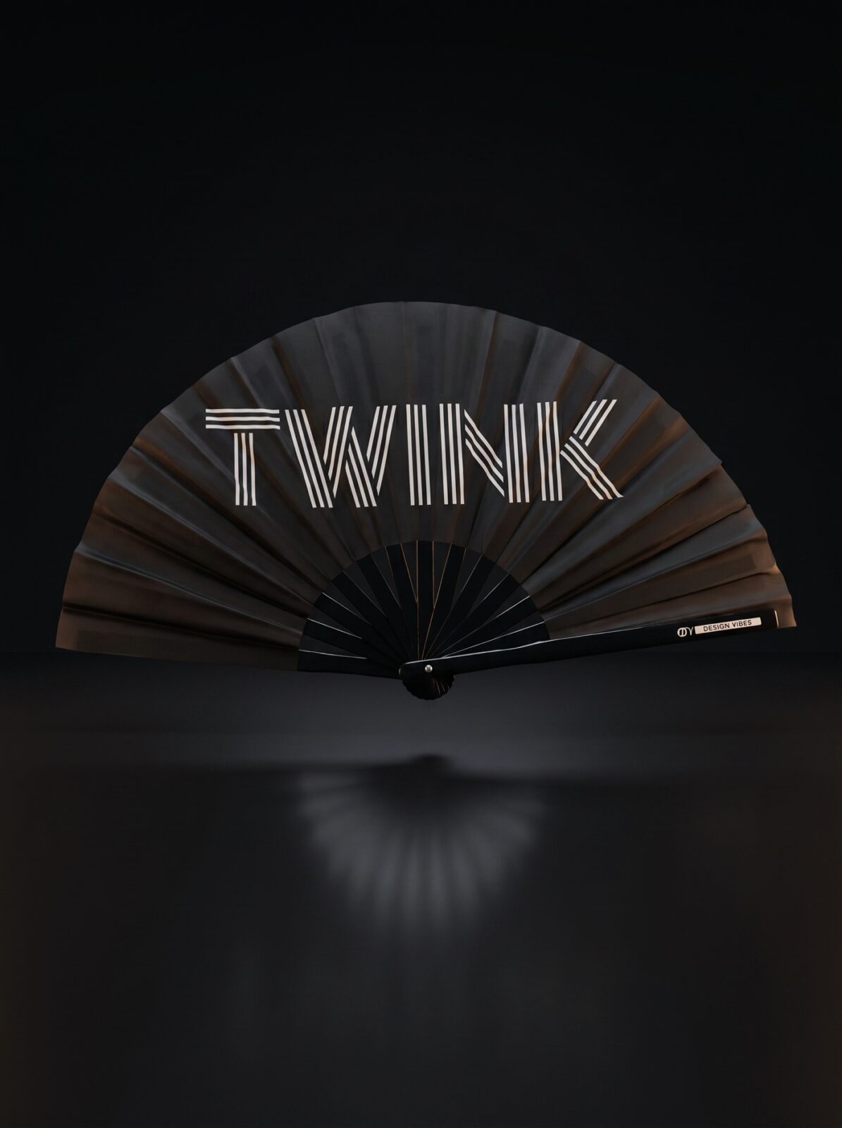 Festival Fan „TWINK“ v černé barvě – statement Rave & Pride