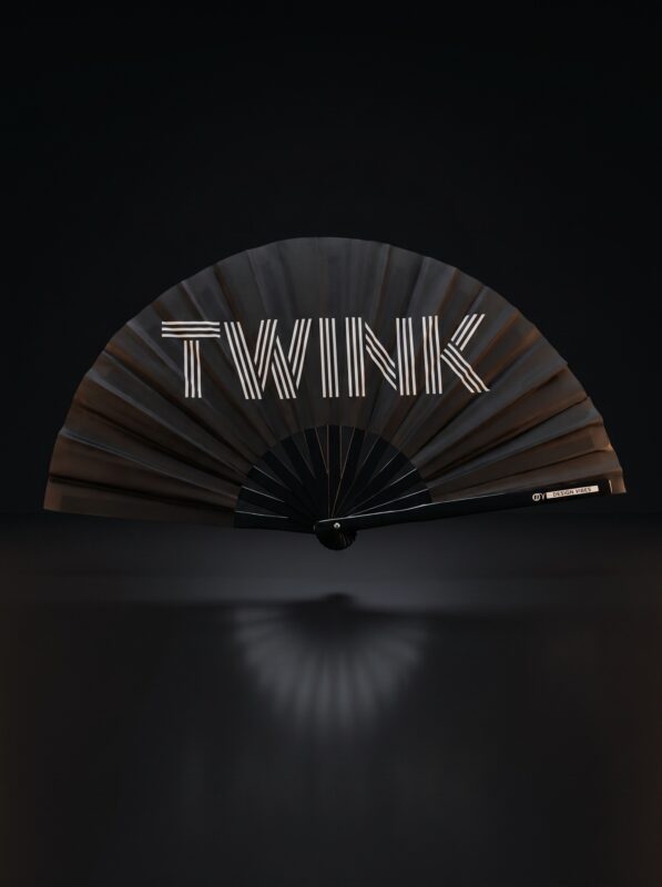 Festival Fan "TWINK" v černé barvě - statement Rave & Pride