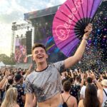 Festival Fan „Queen“ růžovo-fialové galaxie třpytky – Rave & CSD – Zobrazení 4