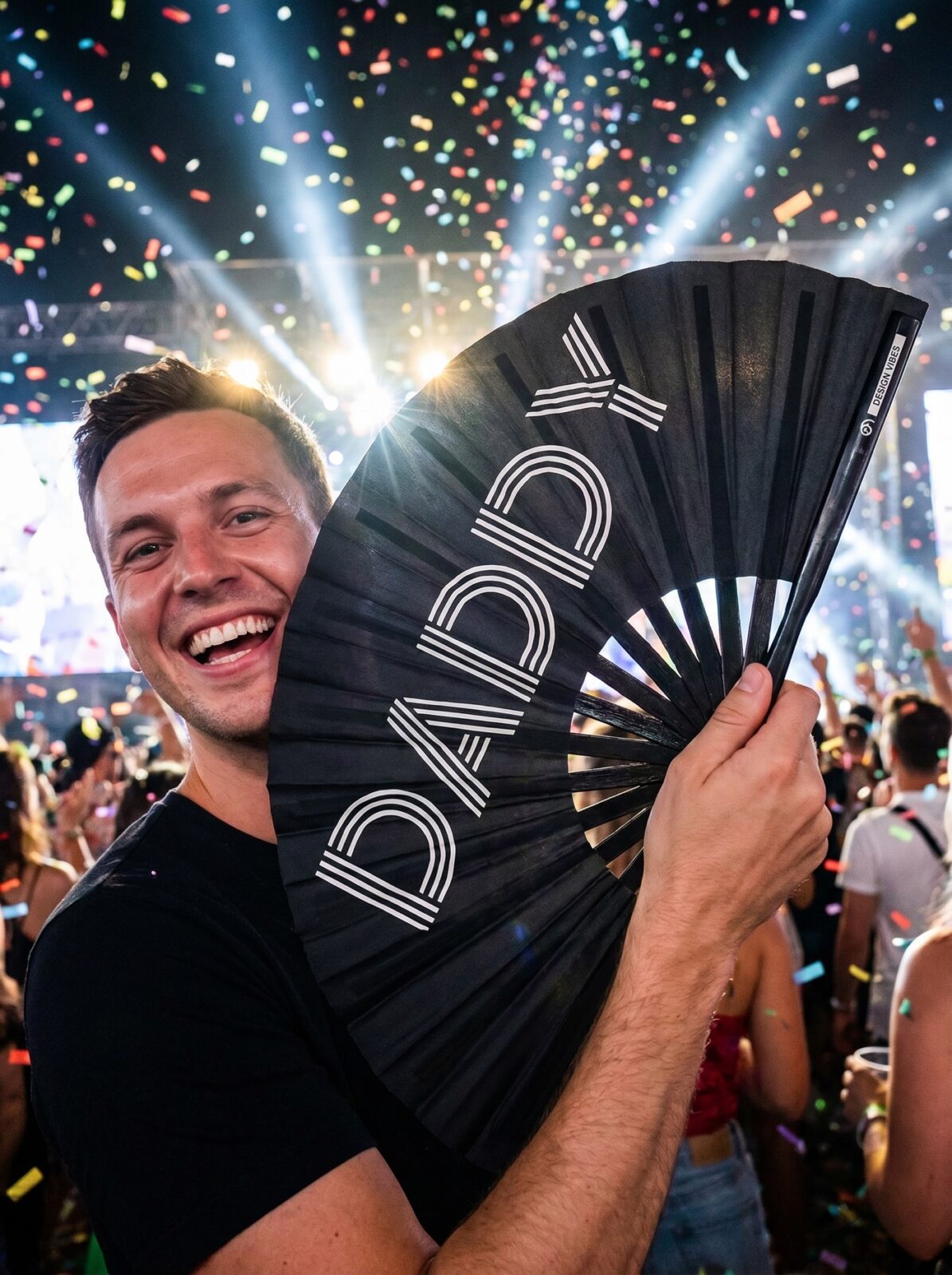Festival Fan „DADDY“ v černé barvě – Rave & Pride doplněk – Zobrazení 4