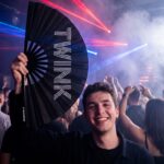 Festival Fan „TWINK“ v černé barvě – statement Rave & Pride – Zobrazení 2