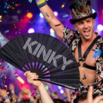 Festival Fan „KINKY“ v černé barvě – statement Rave & Pride – Zobrazení 4