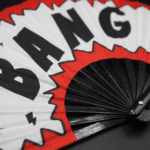 Festival Fan „BANG“ s komiksovým motivem v červené a bílé barvě, doplněk na Rave a párty, Zobrazení 8