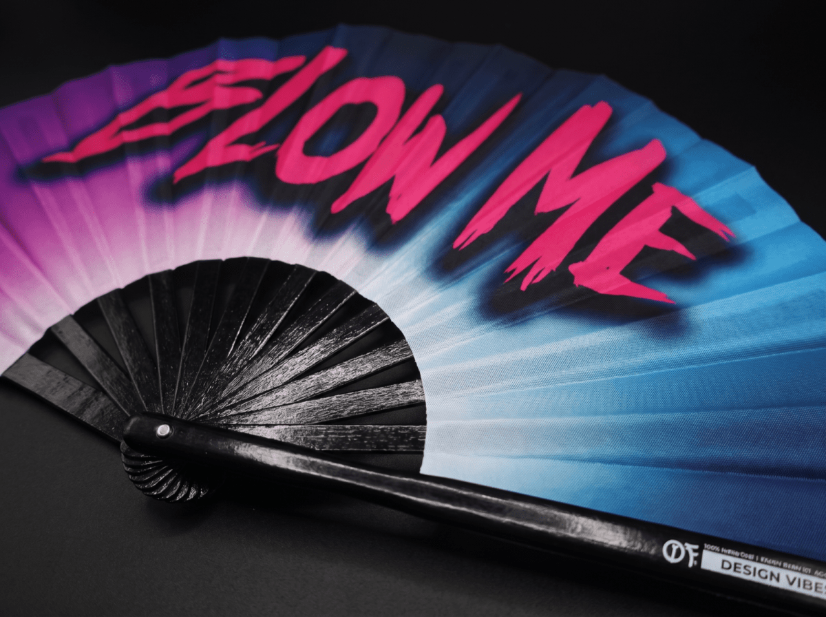 Festival Fan „BLOW ME“ v lila-modré barvě, doplněk na Rave a CSD, Zobrazení 6