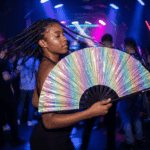 Festival Fan, holografický, s třpytky, v pastelových barvách duhy, pro festivaly a Rave, Zobrazení 2