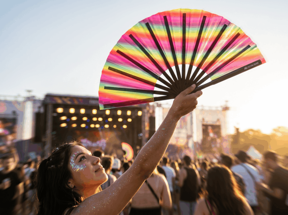 Festival Fan, průhledný s duhovými pruhy pro CSD a Pride, Zobrazení 3