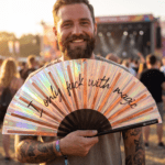 Festival Fan „I only fuck with magic“ z holografické mědi pro Rave a festivaly, Zobrazení 3