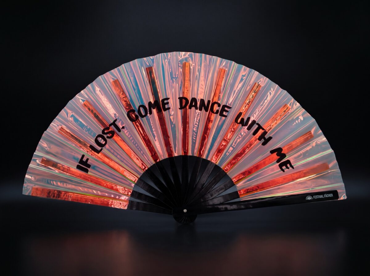 Festival Fan „IF LOST, COME DANCE WITH ME“ z holografické mědi pro festivaly a Rave party