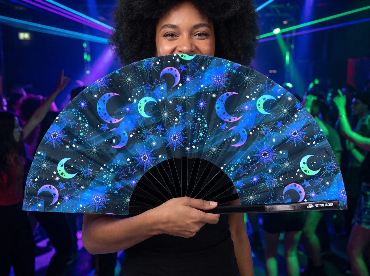 Festival Fan „Měsíc a hvězdy“ v noční modré barvě pro festivaly a styl boho, Zobrazení 2
