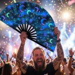 Festival Fan „Měsíc a hvězdy“ v noční modré barvě pro festivaly a styl boho, Zobrazení 4