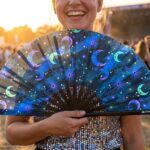 Festival Fan „Měsíc a hvězdy“ v noční modré barvě pro festivaly a styl boho, Zobrazení 3