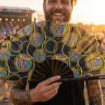 Festival Fan s neonovými kruhy v černé barvě pro Techno a Rave, Zobrazení 3