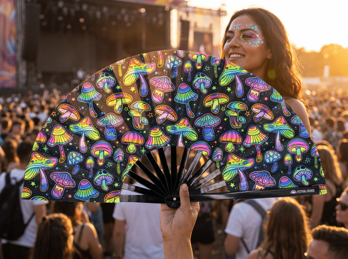 Festival Fan s neonovými houbami, pestré na černém pozadí pro psytrance a Goa, Zobrazení 3
