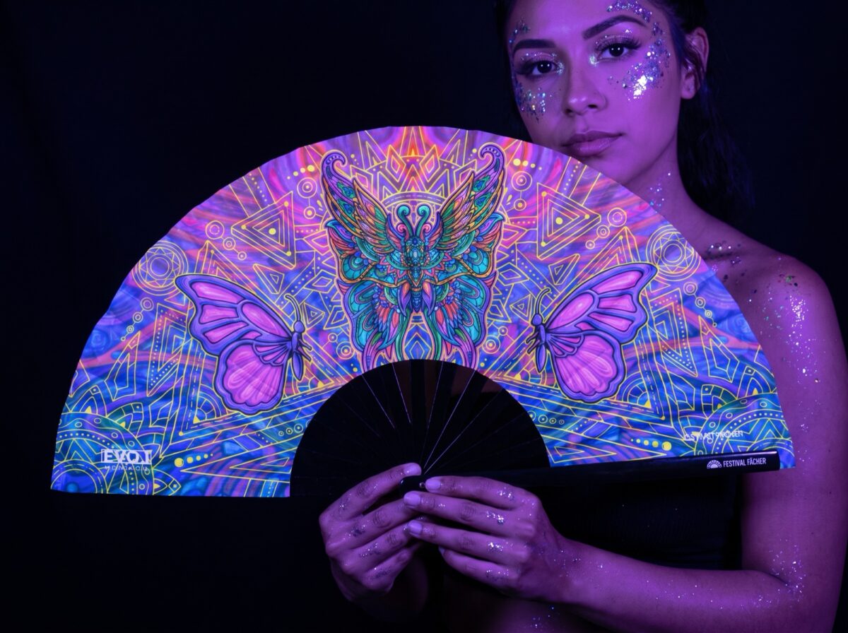 Festival Fan „Motýlí mandala, fialový“ pro psytrance a festivaly Rave (UV)