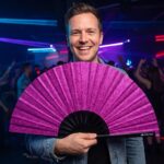 Festival Fans, fialové vějíře s třpytkami pro festivaly a večírky, Zobrazení 2